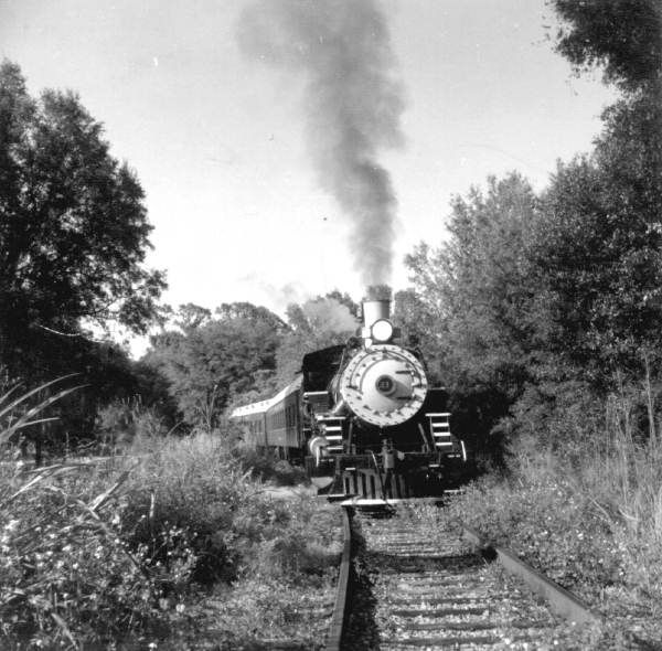 File:Orange Belt Train.jpg