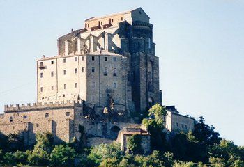 File:Sacra di San Michele 2.jpg