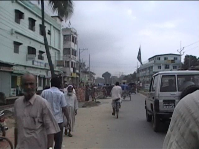 File:Sherpur Road, Bogra Sadar.JPG