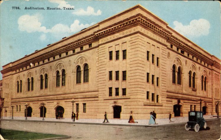 File:Auditorium, Houston, Texas.jpg