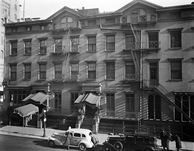 File:Hotel Lafayette by Berenice Abbott 1937.jpg