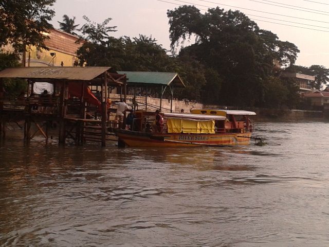 File:Pasig River Transportation 2.jpg