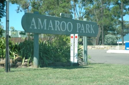 File:Amaroo Park Sign.jpg