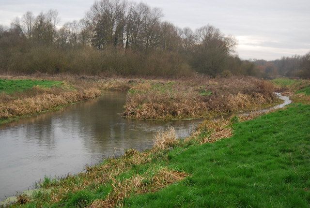 File:Confluence of Wingham River and Little Stour.jpg