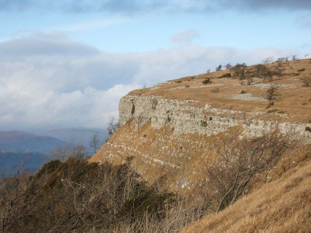 File:Scout Scar - geograph.org.uk - 668654.jpg