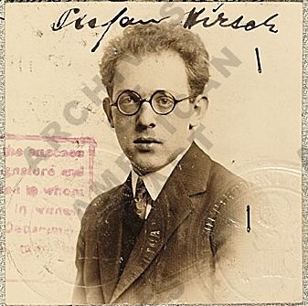 File:Stefan Hirsch (passport photo).jpg