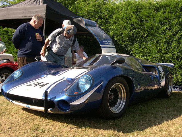 File:T70ShelsleyPaddock.jpg