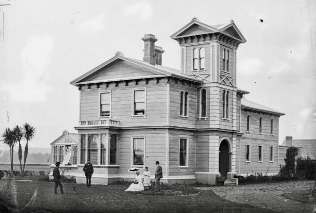 File:Westoe, Kakariki Road, Rangitīkei.jpg