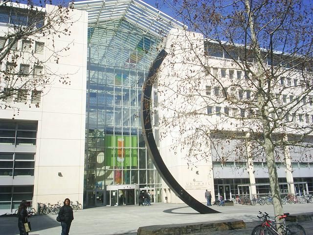 File:3UNIGE.jpg