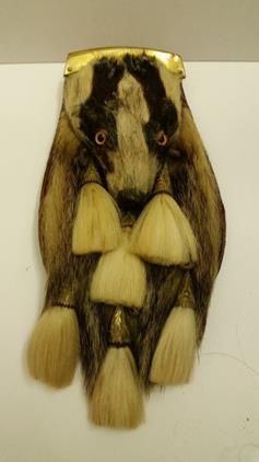 File:Badger-head sporran 6.jpg