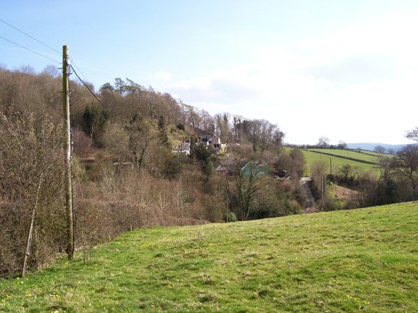 File:Cefn Einion - geograph.org.uk - 421631.jpg