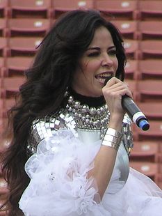 File:Gloria Trevi2 (cropped).jpg