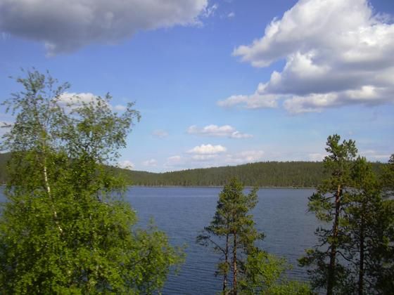 File:Inari lake 2003.jpg