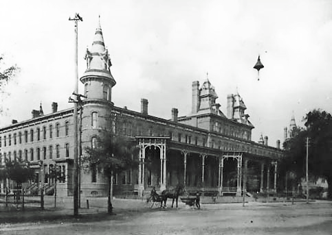 File:Oglethorpe Hotel, Brunswick, Georgia, 1892.png