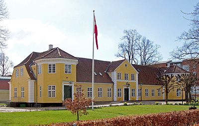 File:Silkeborg Hovedgård.jpg