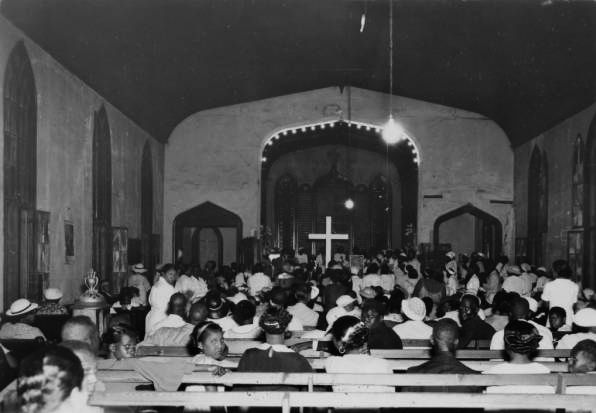 File:Spiritual Meeting at Father Treadwells Church NOLA.jpg