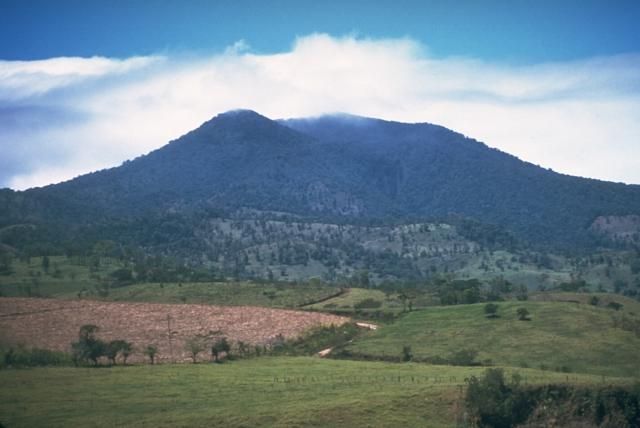 File:Tenorio volcano.jpg