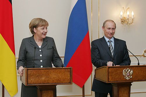 File:Vladimir Putin 8 March 2008-3.jpg