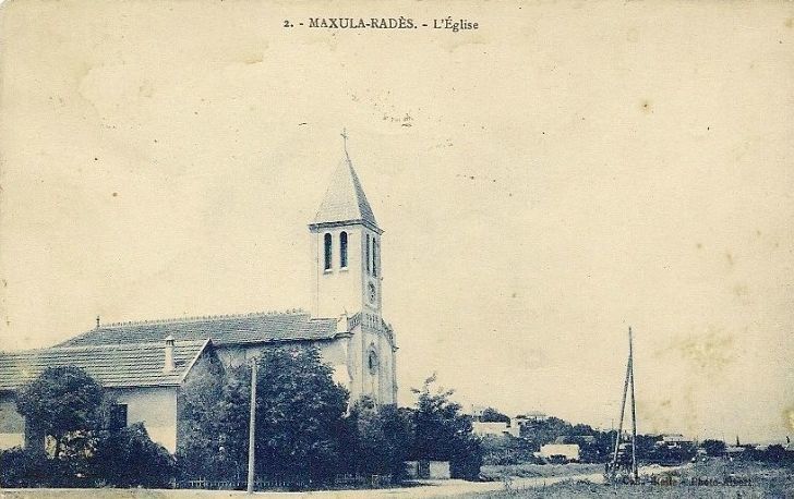 File:Eglise de Maxula-Radès.jpg