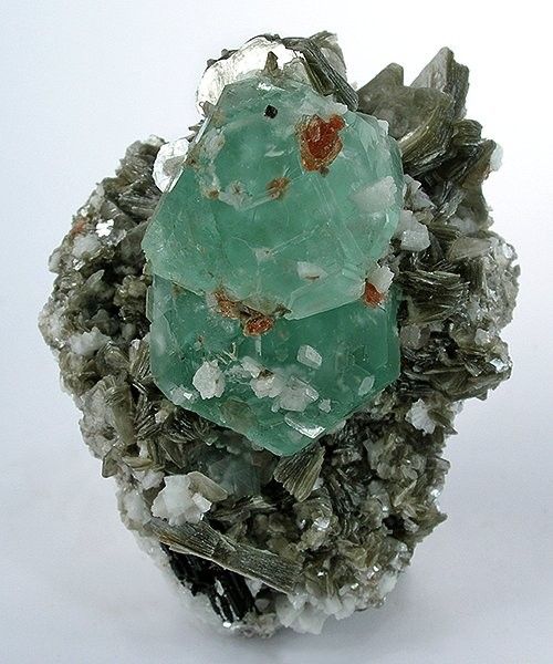 File:Fluorite-Spessartine-Albite-165795.jpg