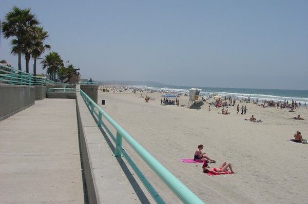 File:PacificBeach1.jpg