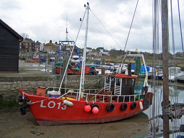 File:Queenborough Creek.jpg