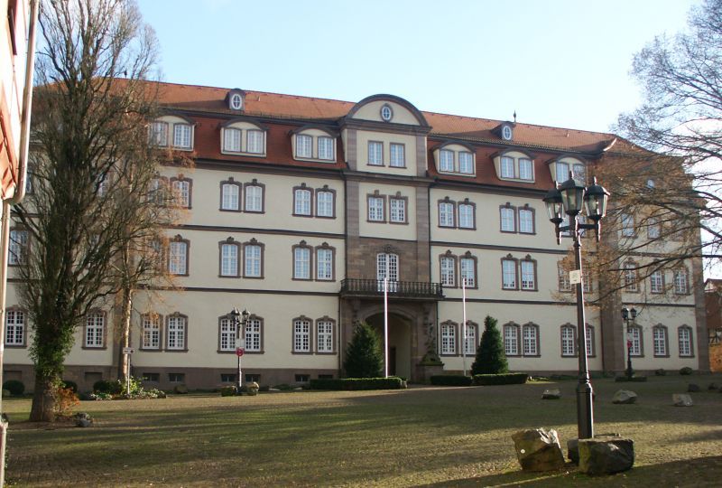 File:Schloss rotenburg frontansicht.jpg