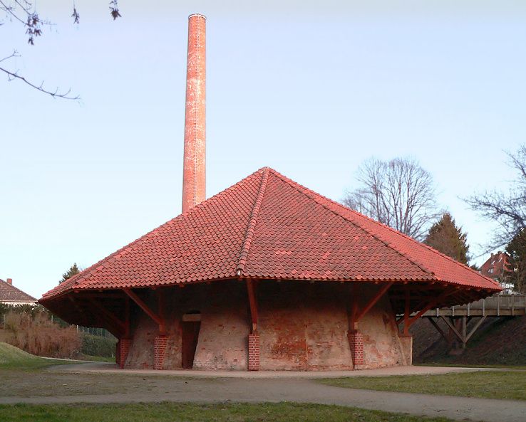 File:Spahn Park Kalkofen.jpg