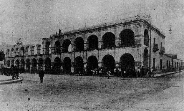 File:Cabildo de Tucuman (demolición).JPG