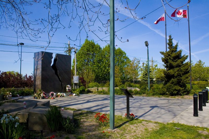 File:Katyn monument Toronto 2008.jpg