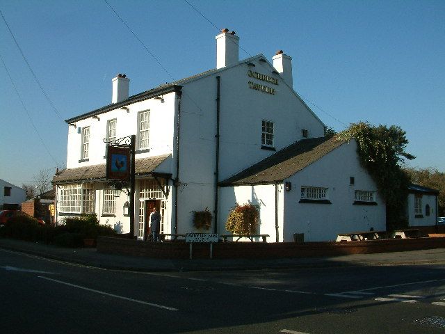 File:The Cockburn Tavern in Aughton.jpg