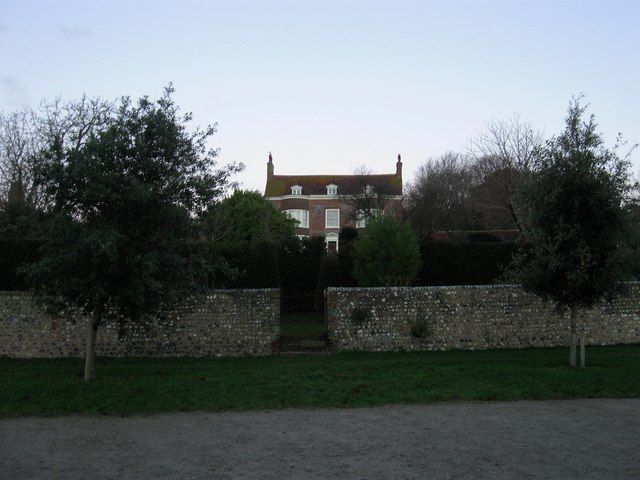 File:The Dipperays, East Dean (geograph 3785554).jpg