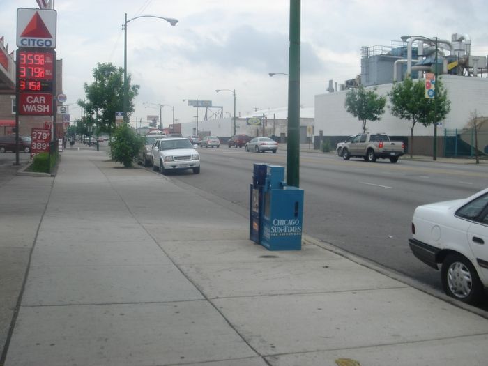 File:Western Ave s of Pink Line station.JPG