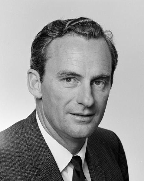 File:Bill Hayden 1971.jpg