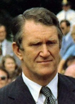 File:Malcolm Fraser 1977 - crop.jpg