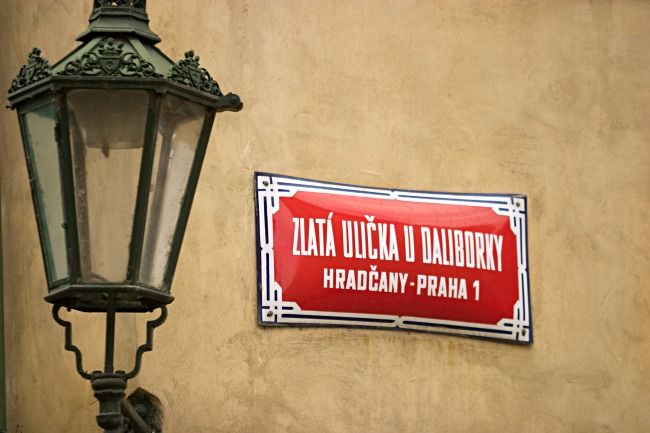 File:Praha street sign.jpg