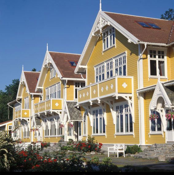 File:SolstrandHotel.jpg