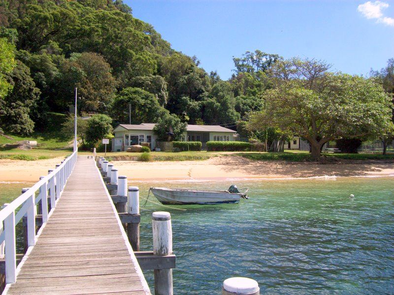 File:Currawong Beach1.jpg