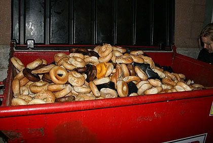 File:Discarded bagels.jpg