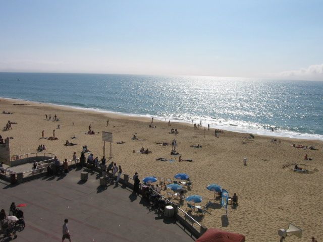 File:Hossegor June 2006.jpg