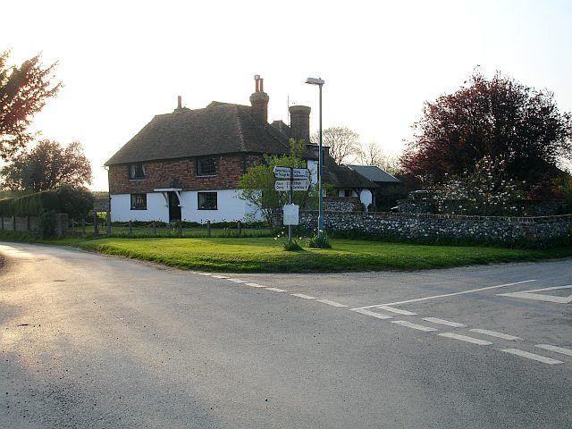 File:Shottenden crossroads - geograph.org.uk - 403697.jpg