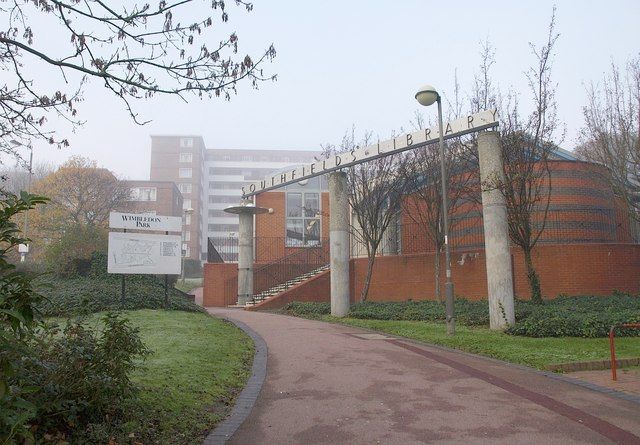 File:Southfields Library - geograph.org.uk - 2168804.jpg