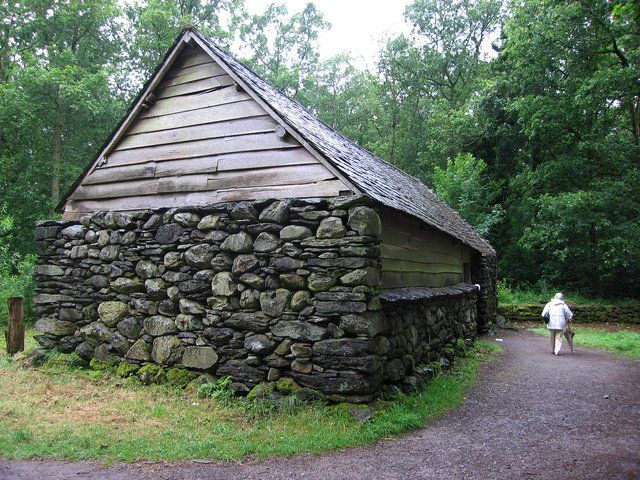 File:Barn, National History Museum of Wales.jpg