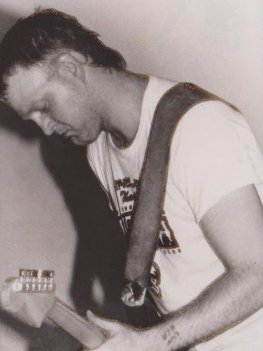 File:Bob Stinson 1983 (cropped).jpg