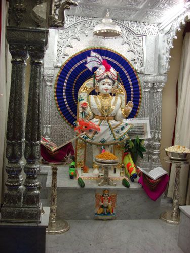 File:Cardiff Ghanshyam Maharaj.jpg