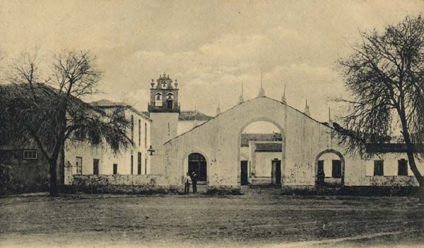 File:Plaza e Iglesia del Cristo (1890-1895).jpg