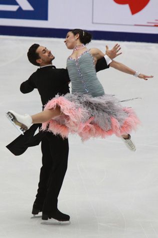 File:2009 Cup of China ice-dance Faiella-Scali01.jpg