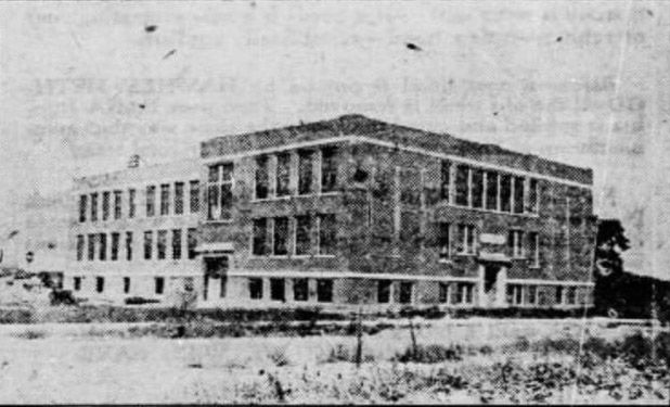 File:Barnes Avenue School 1920.jpg