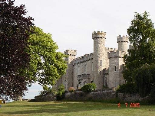 File:Bodelwyddan Castle - geograph.org.uk - 25353.jpg