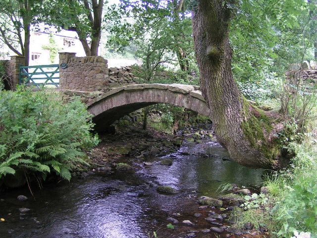 File:Bowden Bridge - geograph.org.uk - 48637.jpg